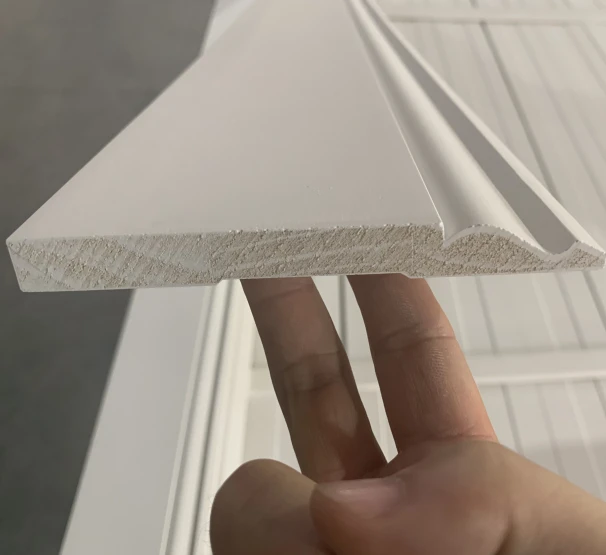 Papan Dasar Cetakan Lantai Papan Trim Kayu FJ Prima Putih